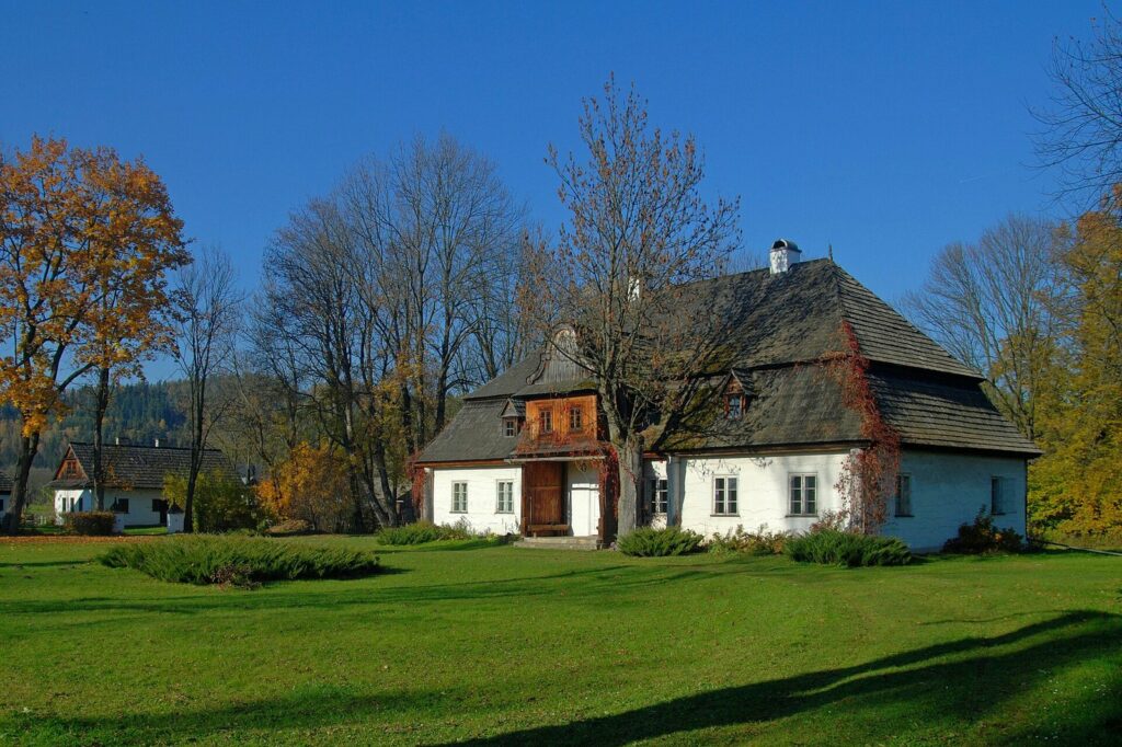 Dwór Tetmajerów w Łopusznej – oddział Muzeum Tatrzańskiego