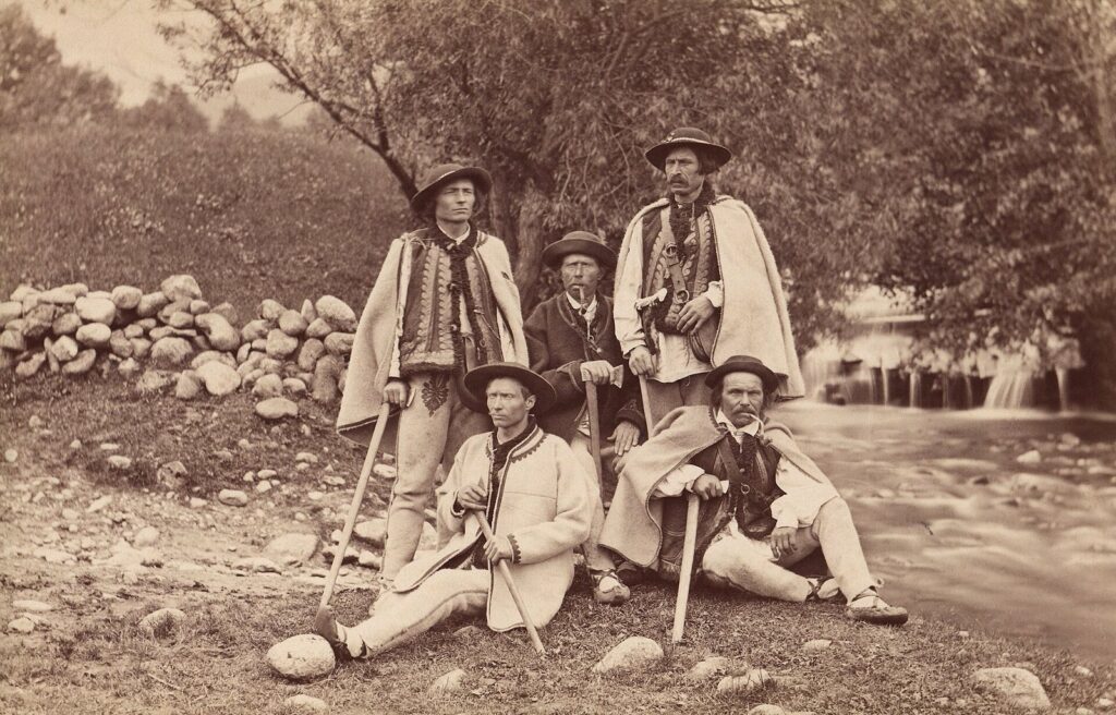 Przewodnicy tatrzańscy ok. 1877 r.: Wojciech Roj, Jędrzej Wala, Szymon Tatar, Jędrzej Wala junior, Maciej Sieczka